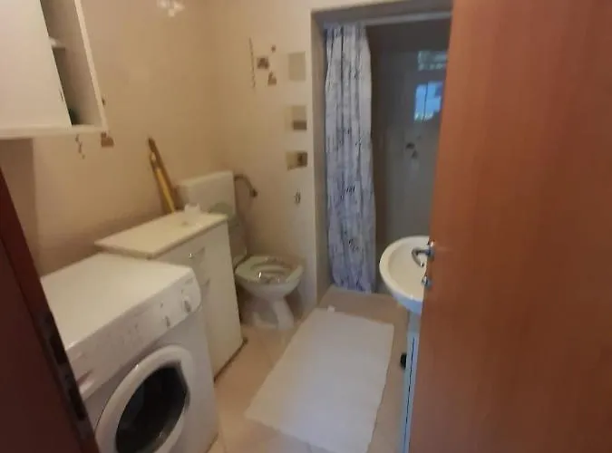 Dujmovic Diklo Appartement *